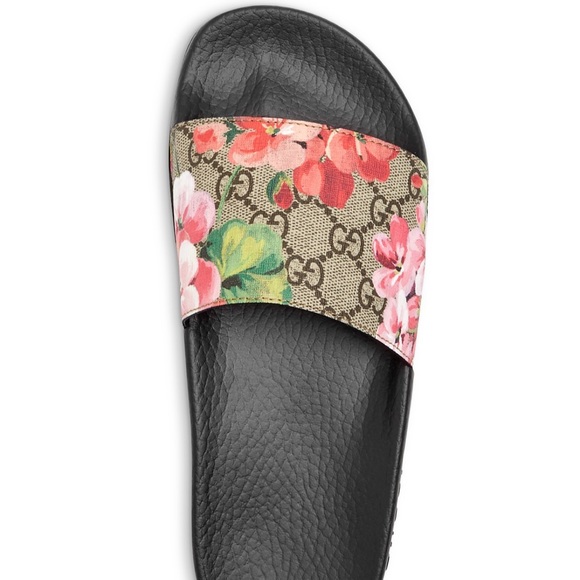 Gucci pool slides , NWT never worn, size 4 - Picture 4 of 4